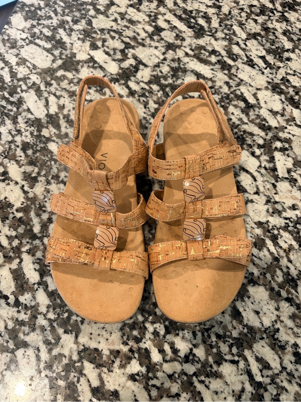 Vionic Amber Sandals
